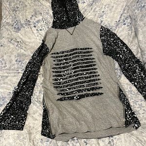 Broken thread girls size Large hoodie sweatshirt 93% cotton brand new no tags